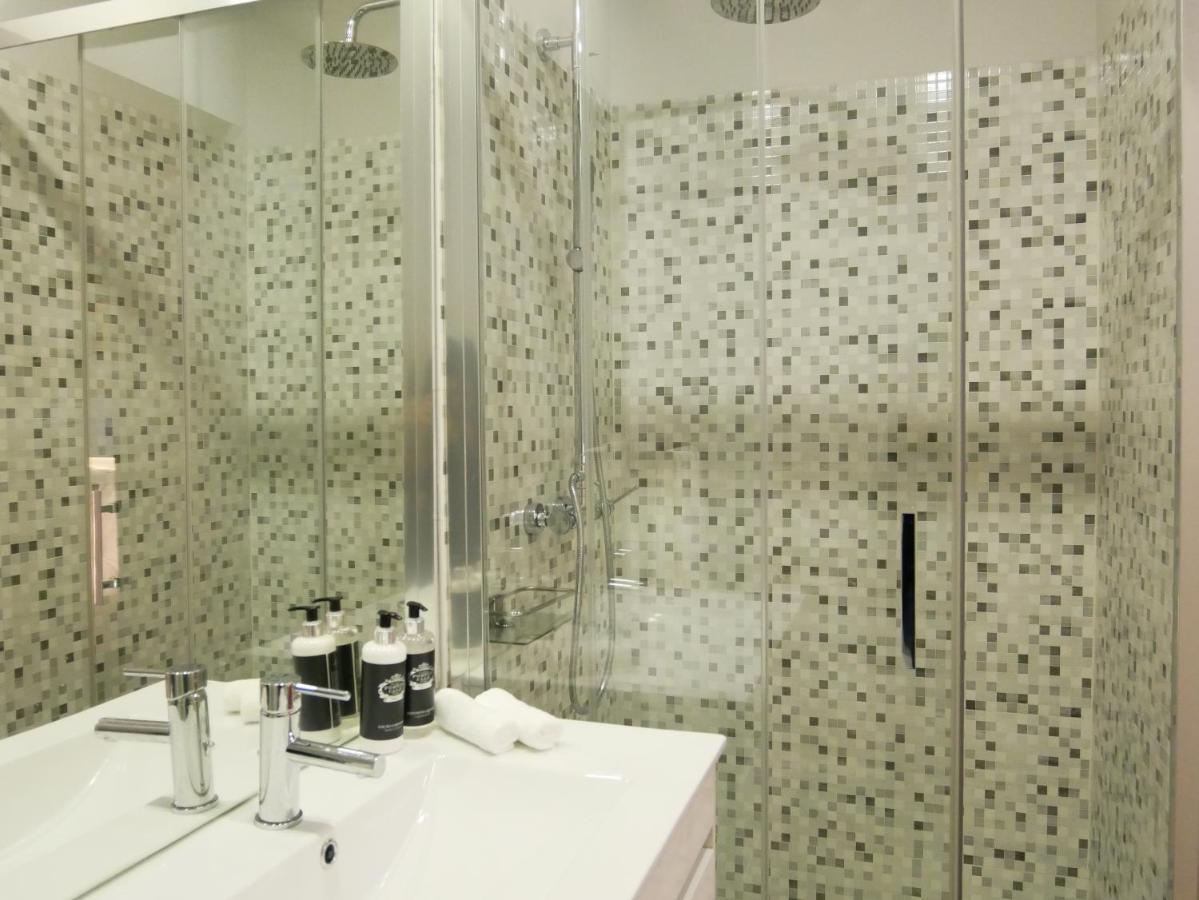 Serra Do Pilar Porto Suites ヴィラ・ノヴァ・デ・ガイア エクステリア 写真